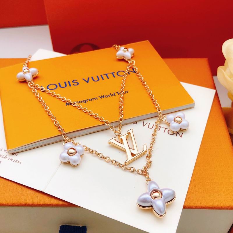 LV Necklace 11yxx76